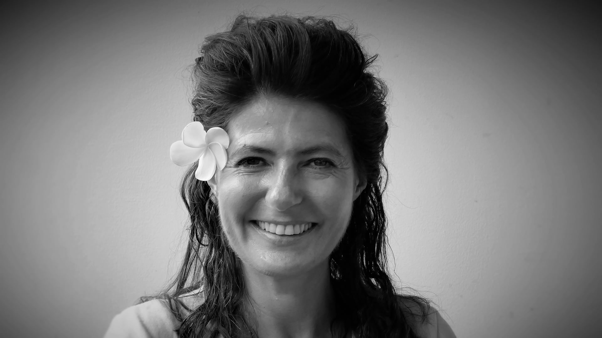 fiona-bw